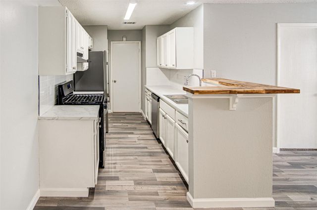 8112 West Gate BLVD A, Austin, TX 78745