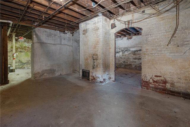 58 Hamlet Avenue, Woonsocket, RI 02895