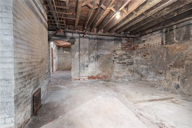 58 Hamlet Avenue, Woonsocket, RI 02895