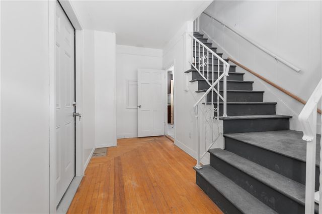 58 Hamlet Avenue, Woonsocket, RI 02895