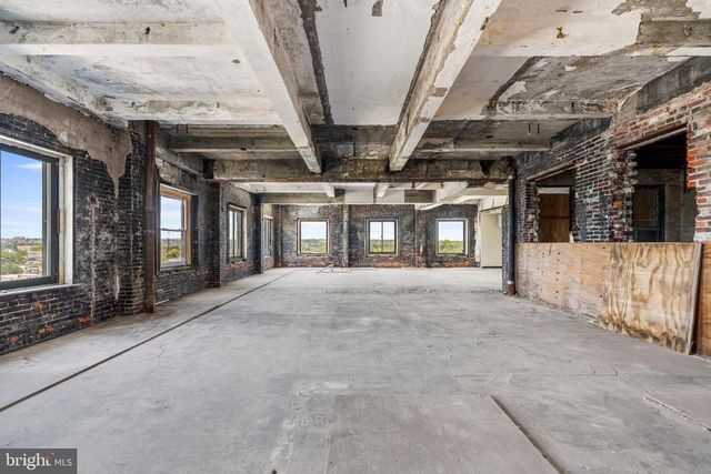 17-23 S 52ND ST, Philadelphia, PA 19139
