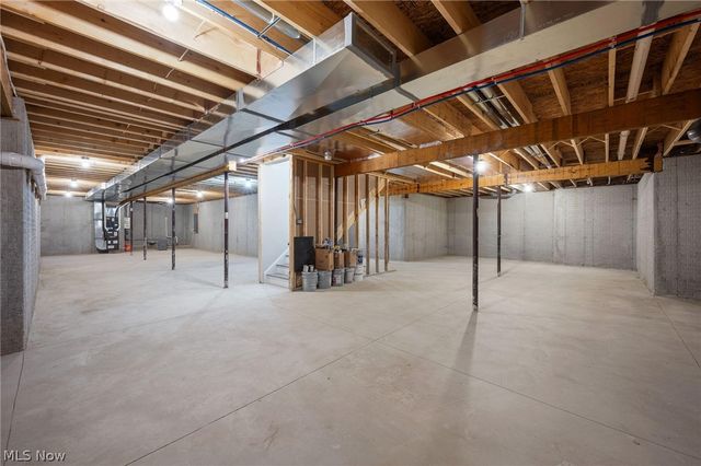 2069 Mattingly Road, Hinckley, OH 44233