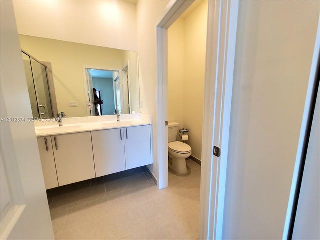 4278 NW 82nd Ave 4278, Doral, FL 33166