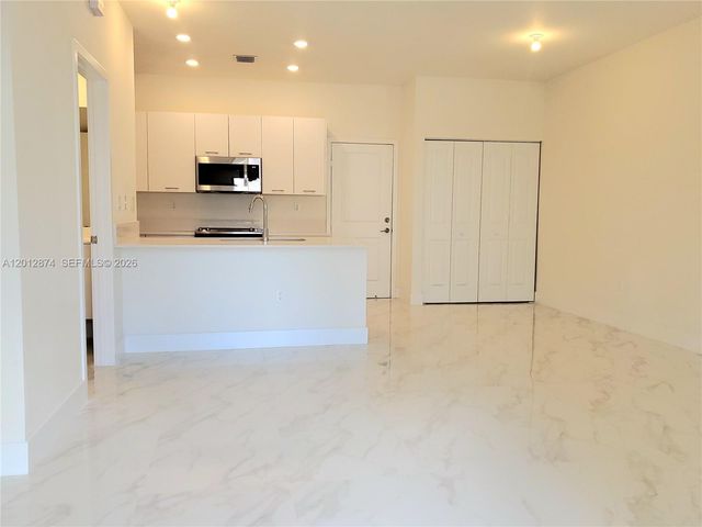 4278 NW 82nd Ave 4278, Doral, FL 33166