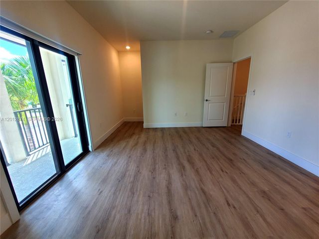 4278 NW 82nd Ave 4278, Doral, FL 33166
