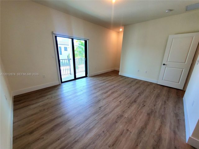 4278 NW 82nd Ave 4278, Doral, FL 33166