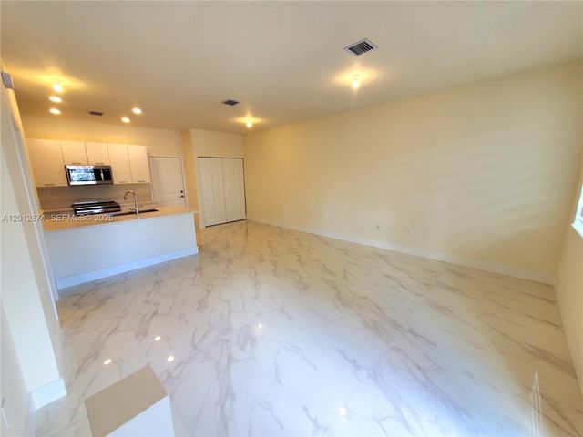 4278 NW 82nd Ave 4278, Doral, FL 33166