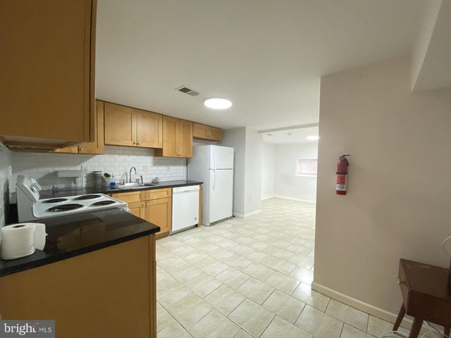 4945 CHESTNUT ST, Philadelphia, PA 19139