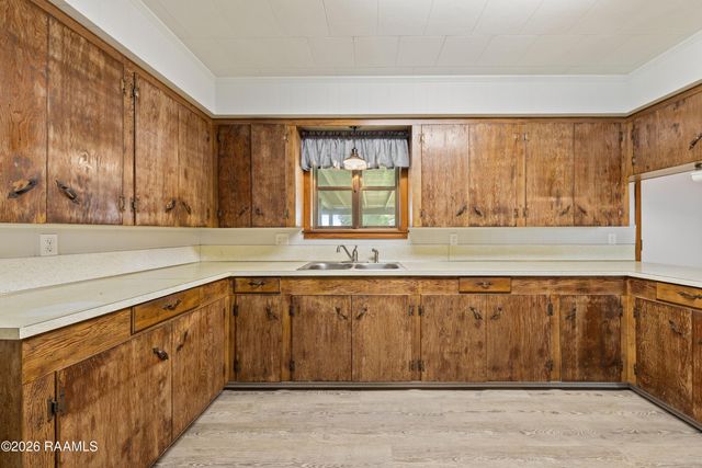 1051 Bushville Highway, Arnaudville, LA 70512