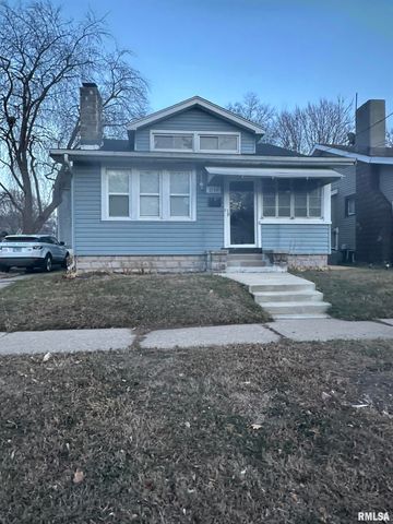 2116 N PEORIA Avenue, Peoria, IL 61604