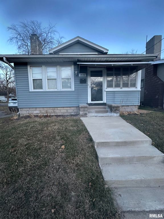 2116 N PEORIA Avenue, Peoria, IL 61604