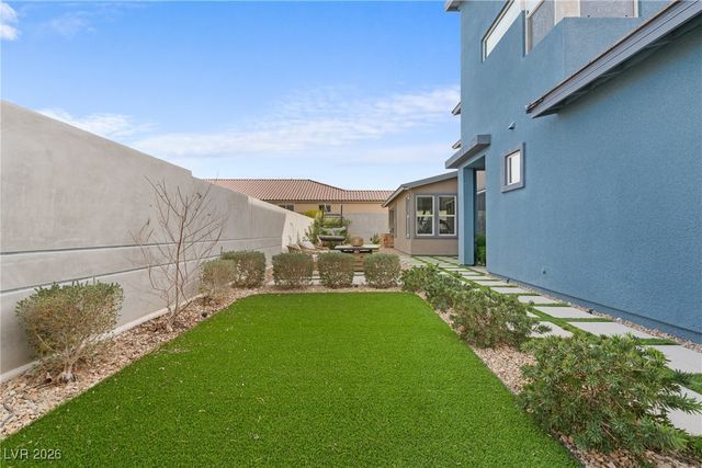 7230 Galaxy Dune Street, Las Vegas, NV 89148