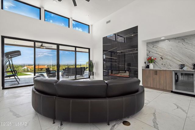 3861 N River Hills Drive, Tucson, AZ 85750