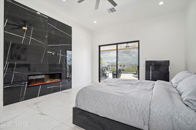 3861 N River Hills Drive, Tucson, AZ 85750