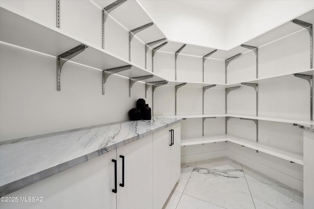 3861 N River Hills Drive, Tucson, AZ 85750