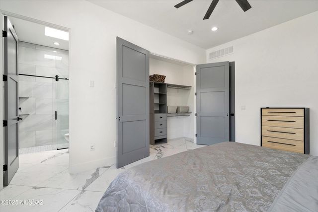 3861 N River Hills Drive, Tucson, AZ 85750