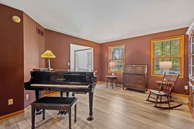 3256 Brighton Lane, Valparaiso, IN 46385