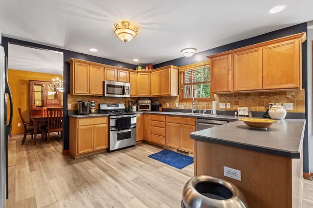 3256 Brighton Lane, Valparaiso, IN 46385