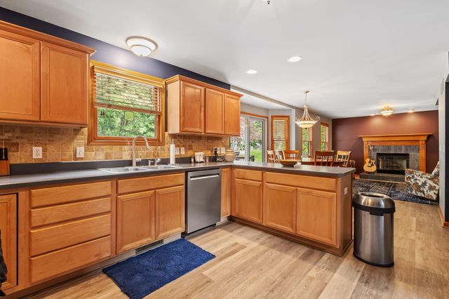 3256 Brighton Lane, Valparaiso, IN 46385