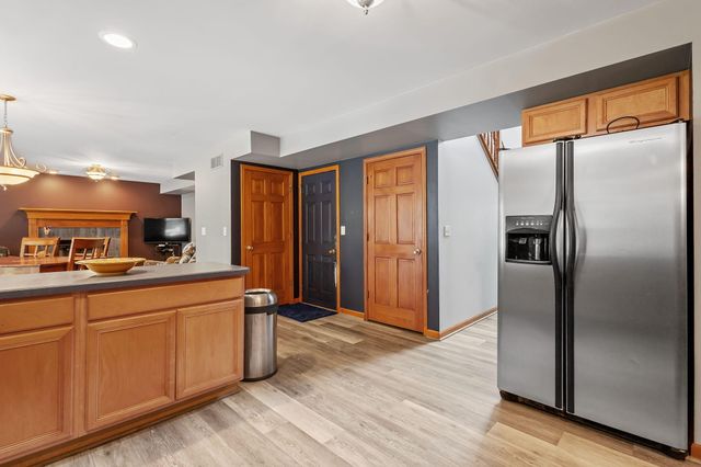 3256 Brighton Lane, Valparaiso, IN 46385