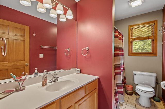 3256 Brighton Lane, Valparaiso, IN 46385