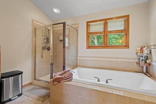 3256 Brighton Lane, Valparaiso, IN 46385