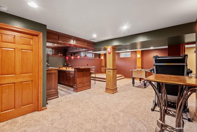 3256 Brighton Lane, Valparaiso, IN 46385