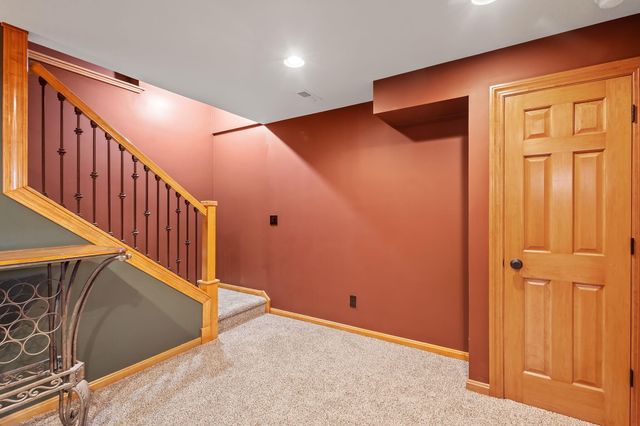 3256 Brighton Lane, Valparaiso, IN 46385