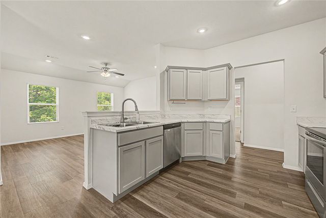 1223 E Sparrow Circle, Fayetteville, AR 72701