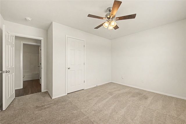 1223 E Sparrow Circle, Fayetteville, AR 72701