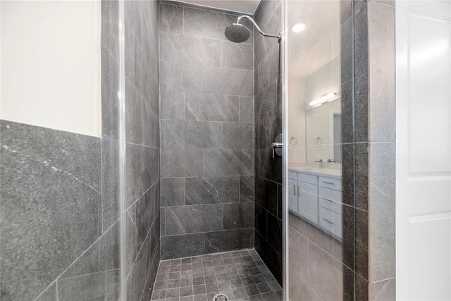 3075 Hicks Street, Houston, TX 77007