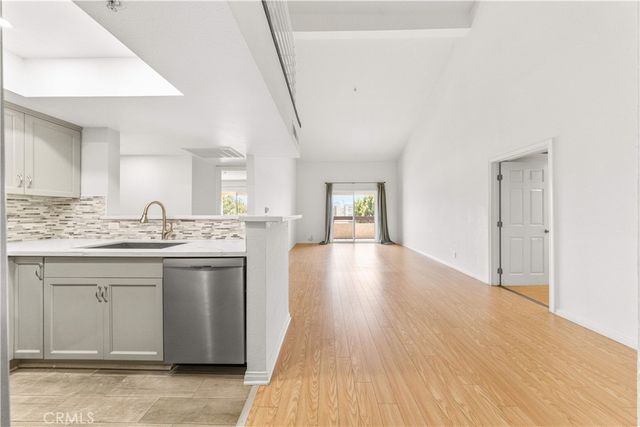 64 N Mar Vista Avenue 327, Pasadena, CA 91106