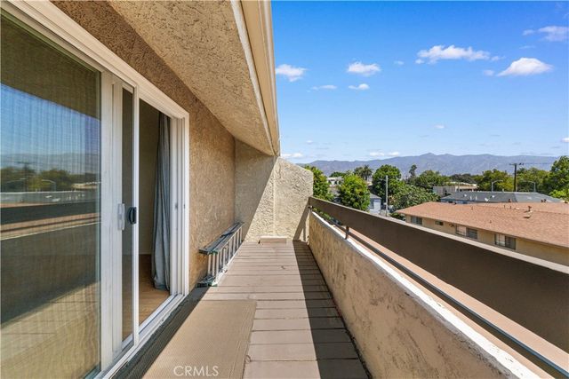 64 N Mar Vista Avenue 327, Pasadena, CA 91106