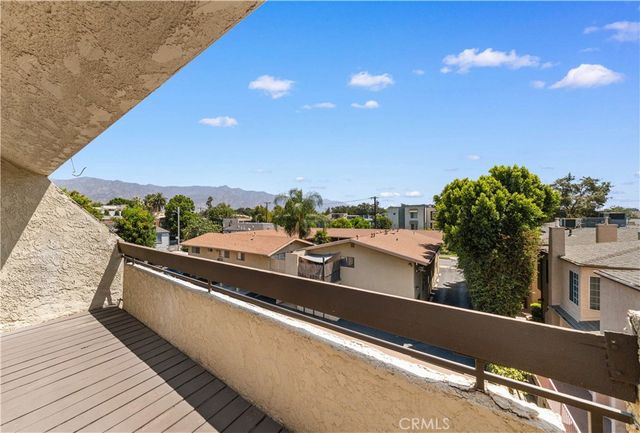 64 N Mar Vista Avenue 327, Pasadena, CA 91106