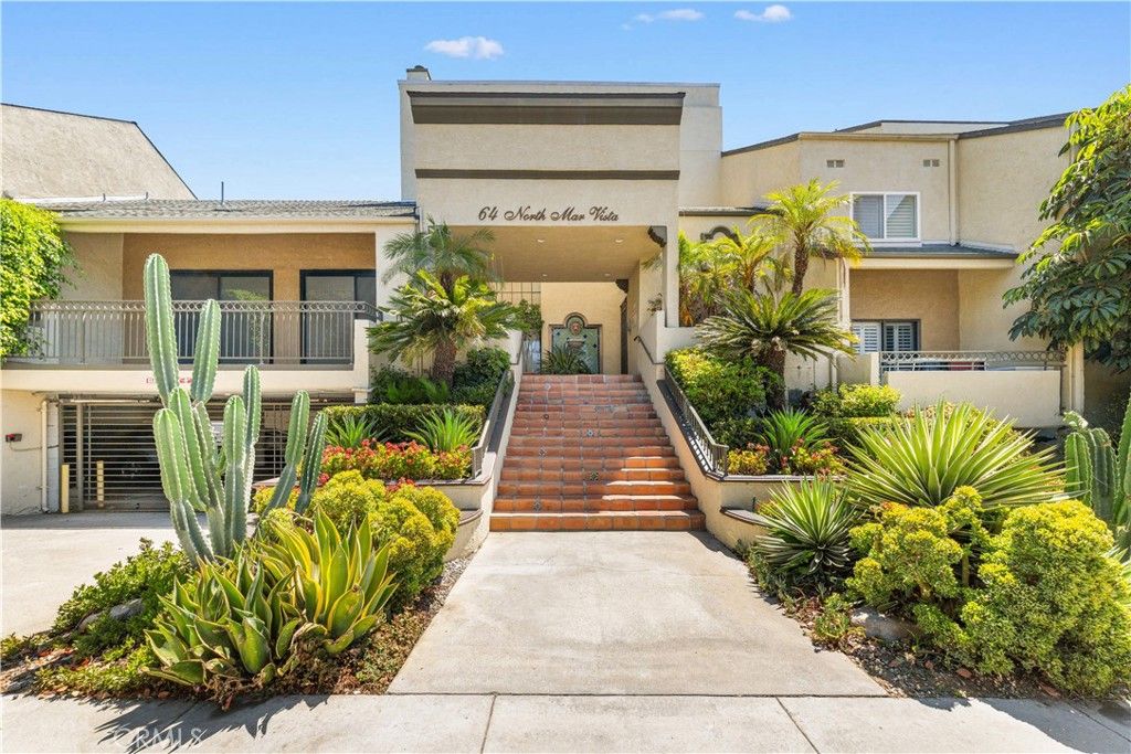 64 N Mar Vista Avenue 327, Pasadena, CA 91106
