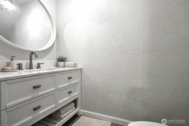 10318 15th Avenue Ct E, Tacoma, WA 98445