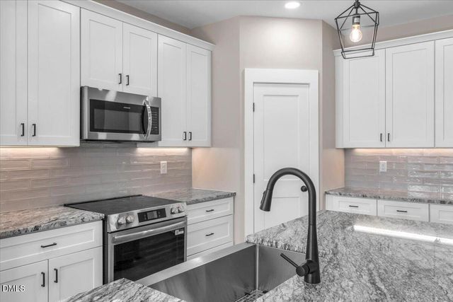 12615 Mallard Rock Drive, Zebulon, NC 27597