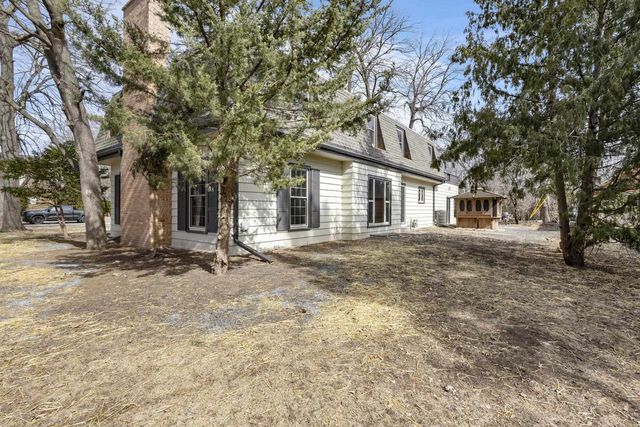 1203 HEWITT STREET, Neenah, WI 54956