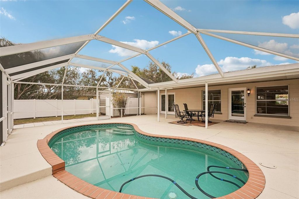 Image 36 of property listing at 342 SHORE DRIVE, Ellenton, FL 34222