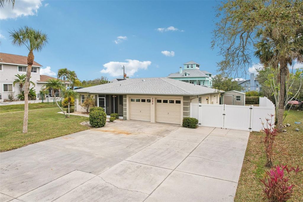 Image 53 of property listing at 342 SHORE DRIVE, Ellenton, FL 34222