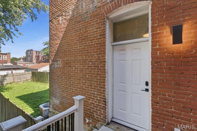 3713 Ohio Avenue, St Louis, MO 63118