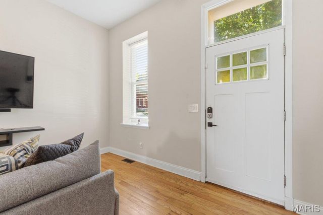 3713 Ohio Avenue, St Louis, MO 63118
