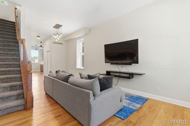 3713 Ohio Avenue, St Louis, MO 63118