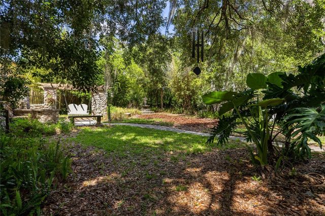 720 NE BOULEVARD, Gainesville, FL 32601