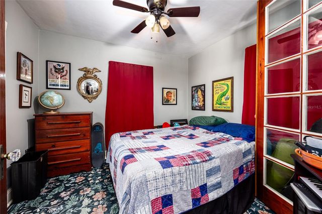 720 NE BOULEVARD, Gainesville, FL 32601