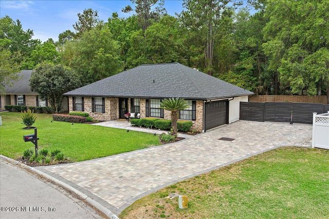 4345 APPLE TREE Place, Jacksonville, FL 32258