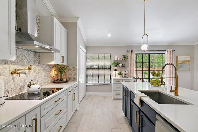 4345 APPLE TREE Place, Jacksonville, FL 32258