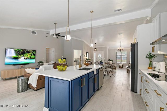 4345 APPLE TREE Place, Jacksonville, FL 32258