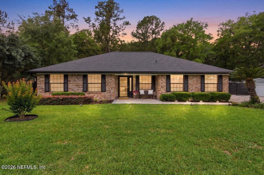 4345 APPLE TREE Place, Jacksonville, FL 32258