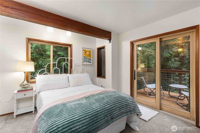 1350 SW Berry Lake Road, Port Orchard, WA 98367